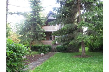 Polen Chata Niedźwiedzi Róg, Eksteriør